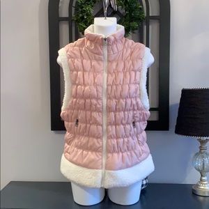 Women’s Pink Puffy Vest Size Large
